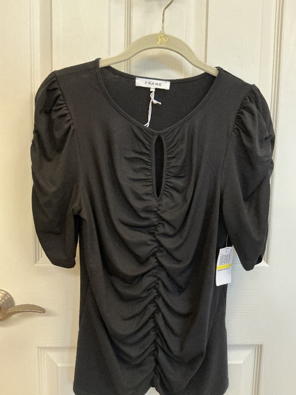 Frame Shirred Keyhole Knit Top
